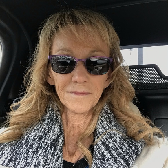 Meet your Posher, Millie - Picture 2 of 8